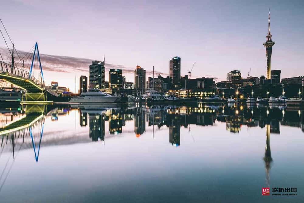 2-1Z9191A613403.jpg 2-1Z9191A613403.jpg