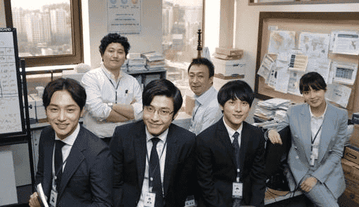 韓企面試都穿啥？穿套合格正裝去面試讓你自信滿滿。-- 中韓人力網(wǎng)